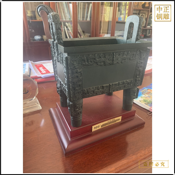 3.大型高1米銅鼎.jpg 3.大型高1米銅鼎.jpg